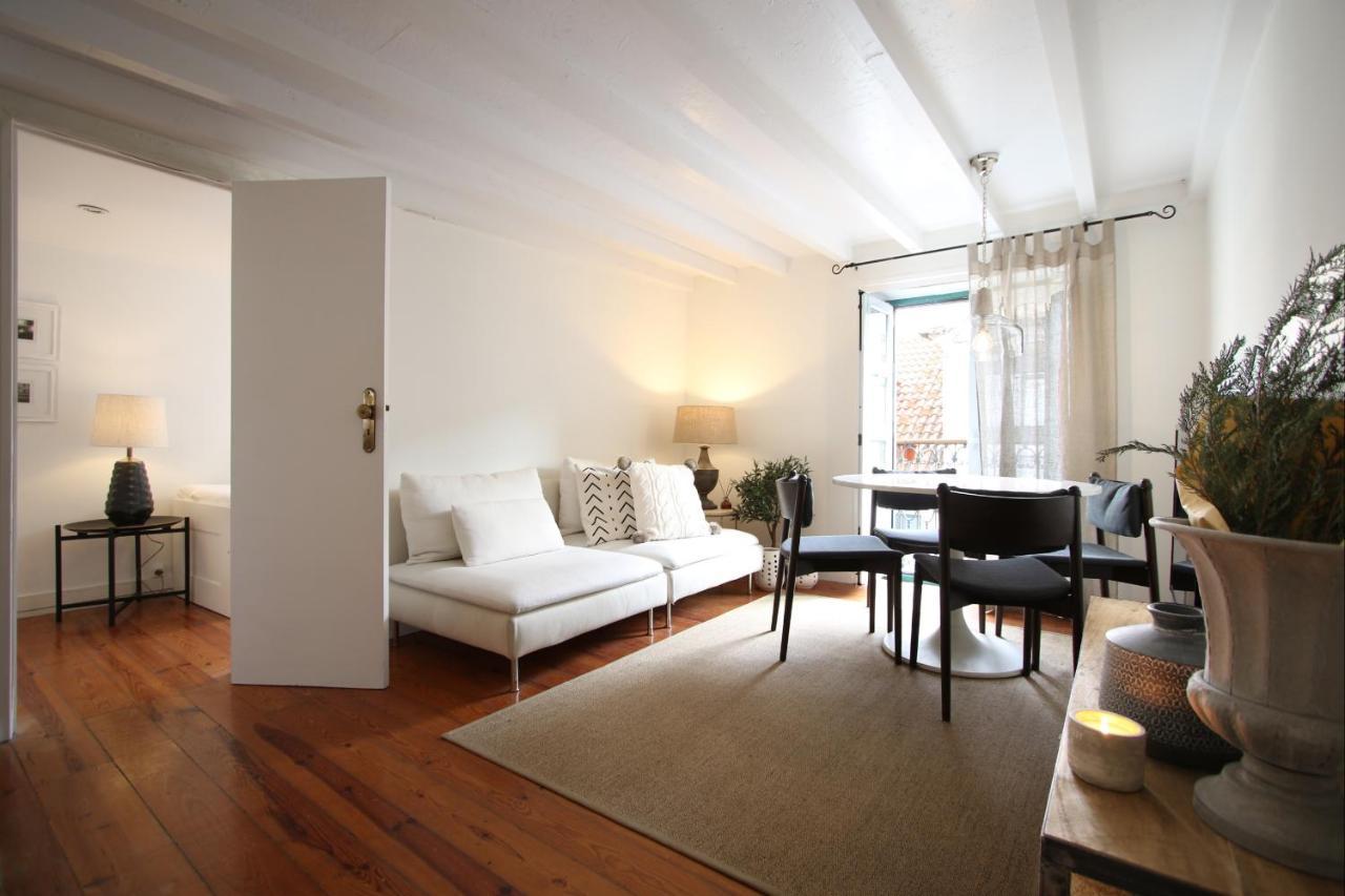 Chic Urban Retreat At Downtown With Balcony & Views Apartment Lisbon Exterior photo