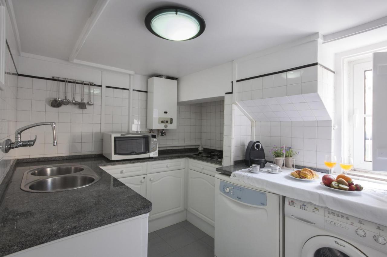 Chic Urban Retreat At Downtown With Balcony & Views Apartment Lisbon Exterior photo